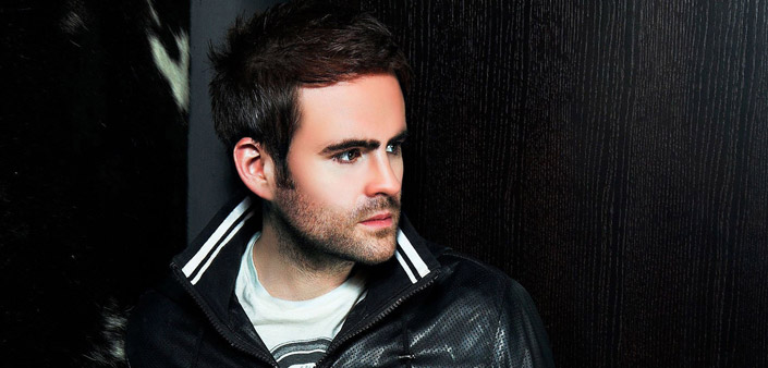 Si viaggia con Gareth Emery