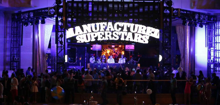 Pulsazioni sonore griffate Manufactured Superstars