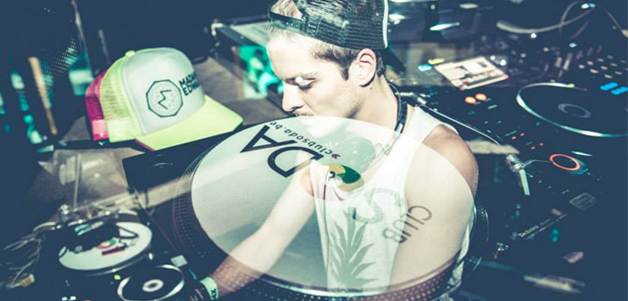 30.11: Madame Edwaar + Dynky Toys + Nathan Fix @ Søndag