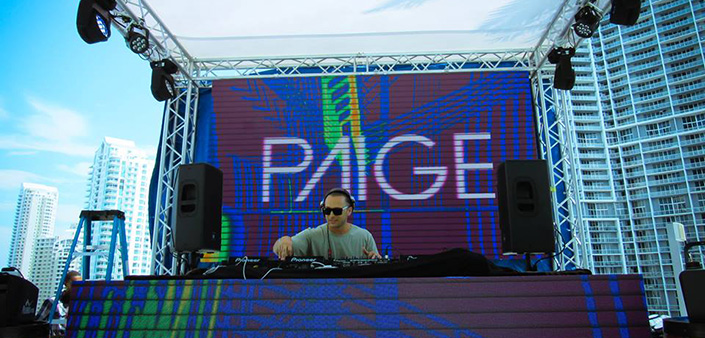 Paige approda su Armada Deep Paige approda su Armada Deep