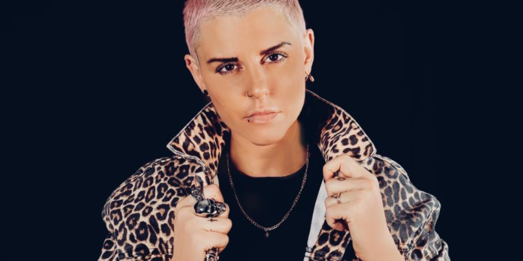 Christina Novelli: l’amore diventa ‘Heavy’