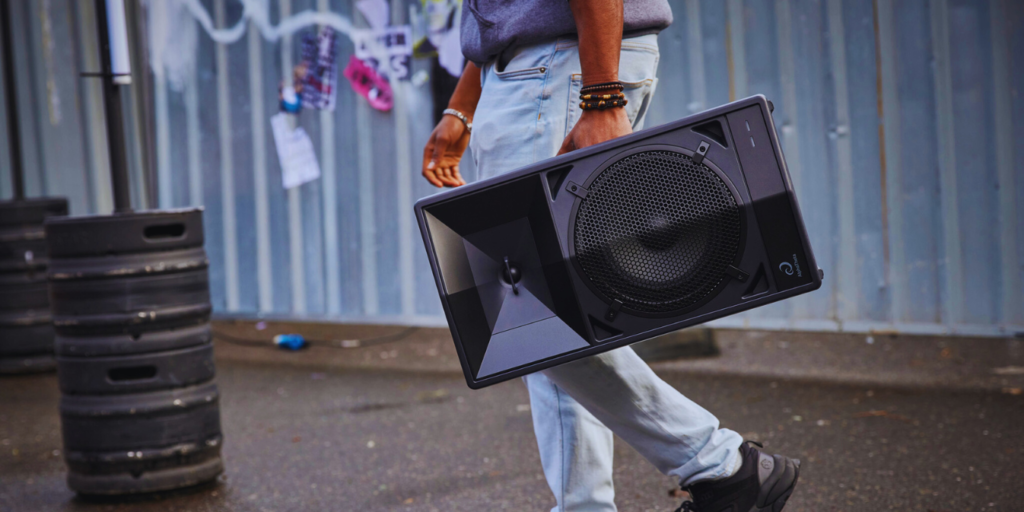 Dj: Con WAVE-EIGHT mixa senza cavi né limiti