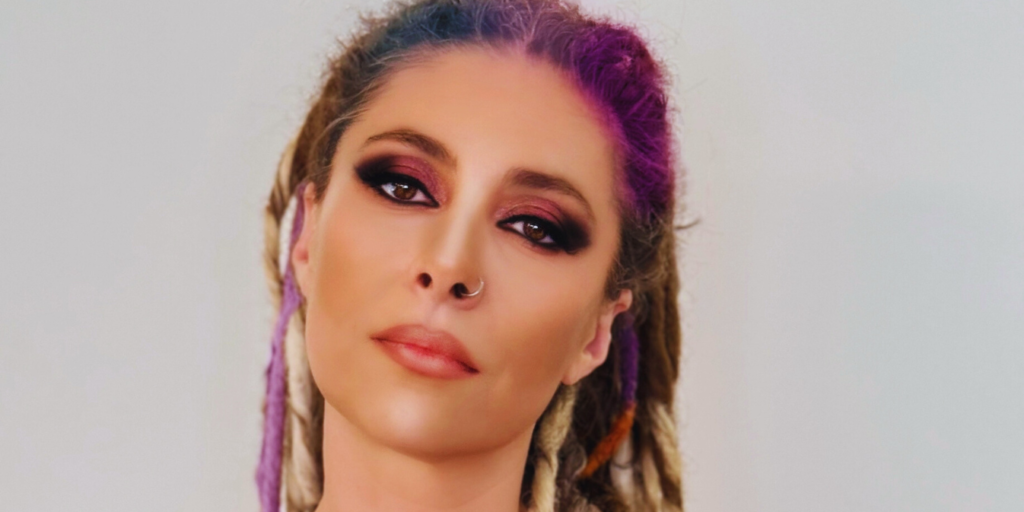 M-VIOLET Riaccende la Passione per la Musica Dance