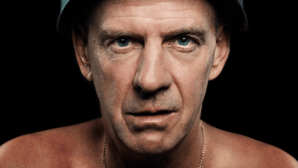 Fatboy Slim: 40 Anni di Musica Celebrati in un Libro Straordinario