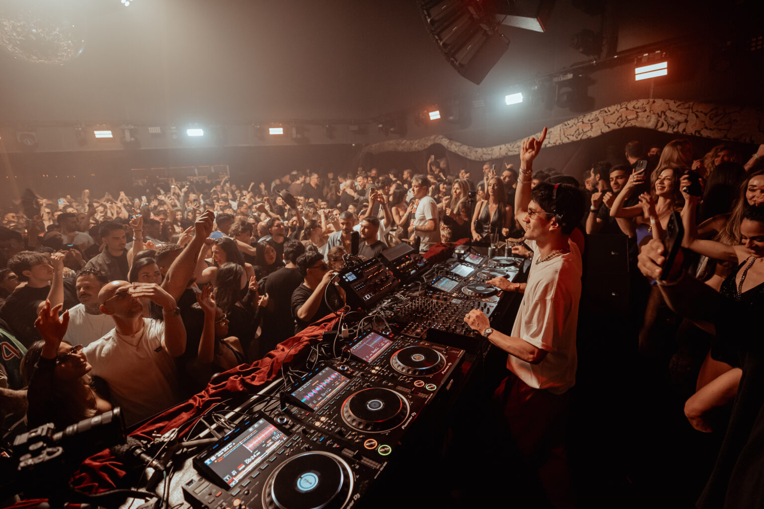 Chinois Ibiza luglio 2026: tutte le residency, gli artisti e il programma completo del mese