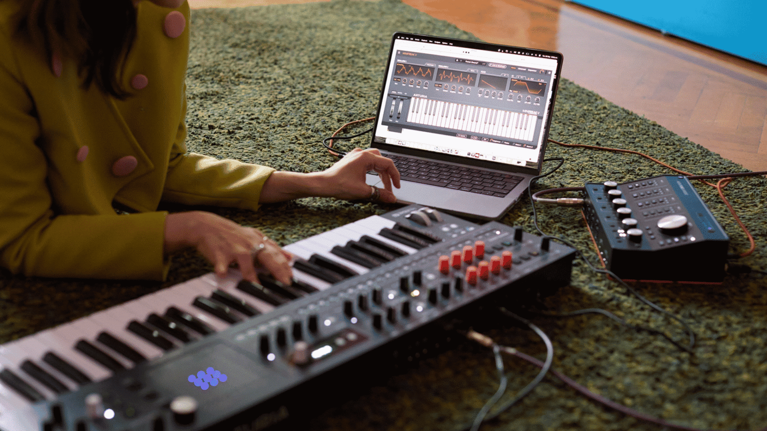 Arturia MiniFreak 49: il synth ibrido che unisce 49 tasti, touch matrix e filtri analogici