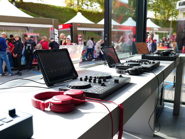 Lucca Comics & Games 2026, AlphaTheta, DJ School gratuita, Let’s DJ, Rudeejay, Merk & Kremont